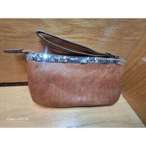 b.o.c. Womens Amherst Deluxe Wallet Saddle One Size unique